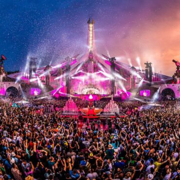 Tomorrowland 2022 mainstage